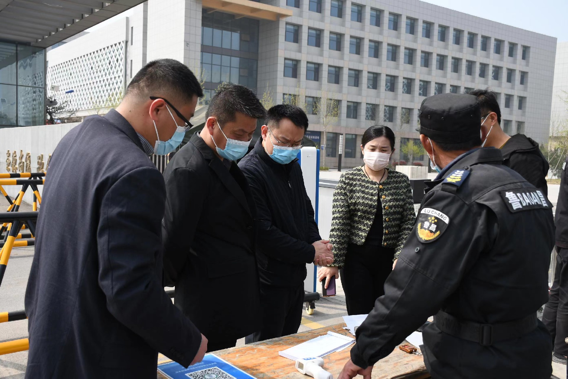 bac842c10d2ccc6ea68eaf1744f733e.jpg