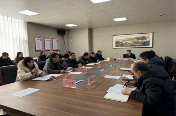 聊城市东昌府区中等职业教育学校召开中层正职干部述职
